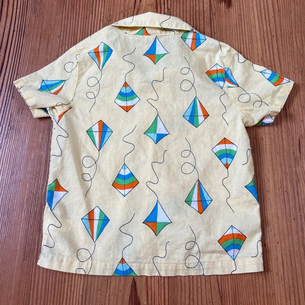 Old Navy Button Up‎ Shirt Kids Yellow Kite Print Short Sleeve SIZE 4T
